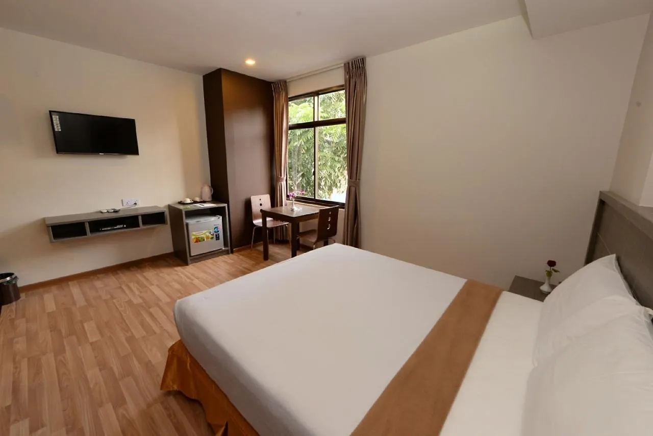 Min Nandar Garden Hotel Thanlyin