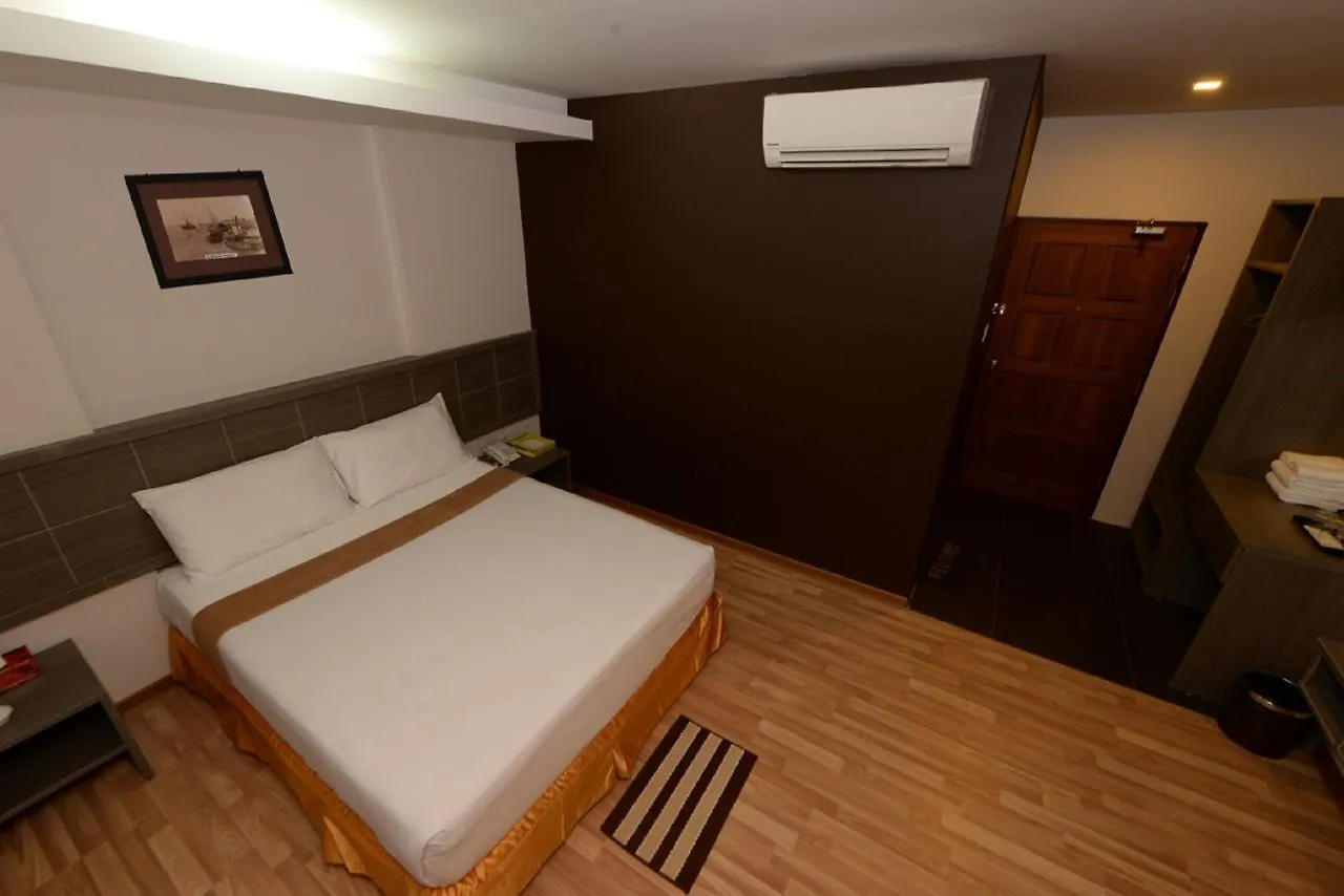 Min Nandar Garden Hotel Thanlyin