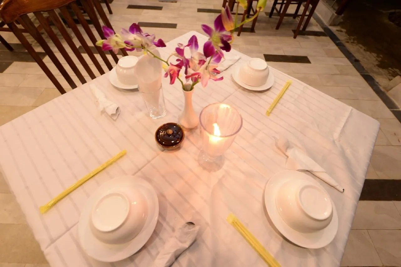 Min Nandar Garden Hotel Thanlyin 3*,