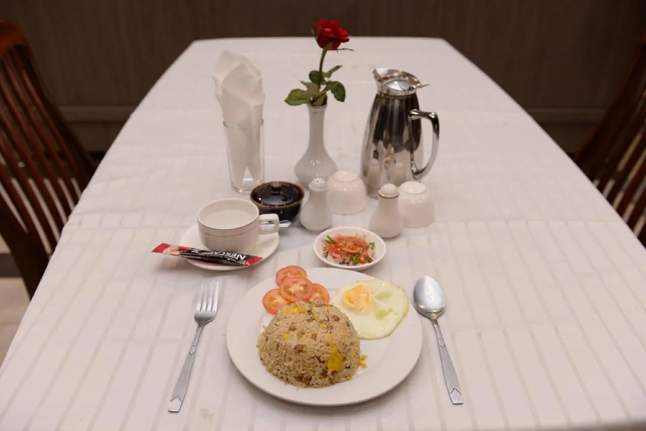 Min Nandar Garden Hotel Thanlyin
